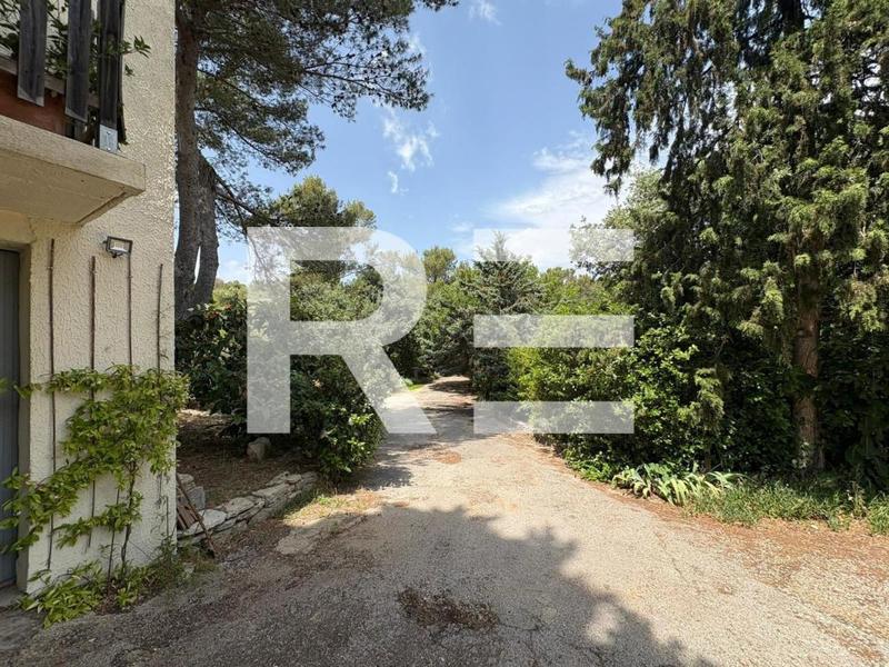 Maison - 168 m² - 7 pièces