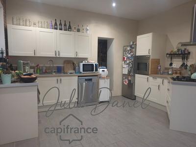 Maison - 138 m² - 5 pièces