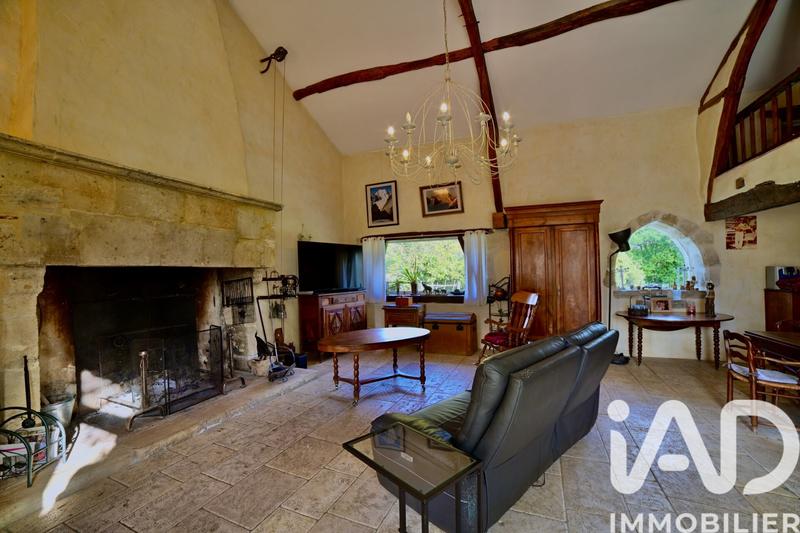 Maison - 706 m² - 16 pièces