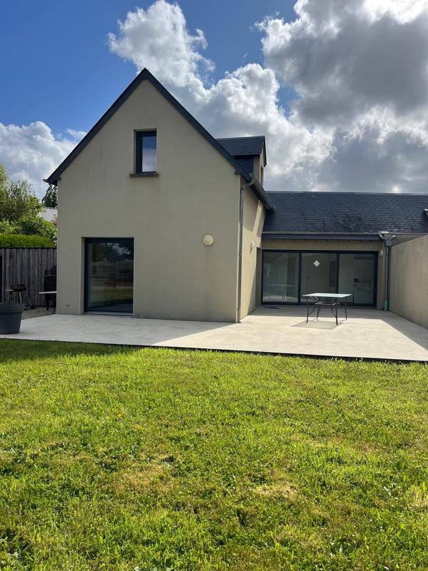 Maison contemporaine - 195 m² - 6 pièces