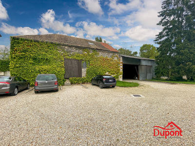 Maison ancienne - 700 m² - 24 pièces