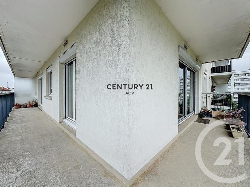 Appartement - 72 m² - 4 pièces