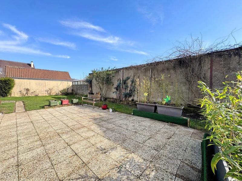 Maison - 102 m² - 5 pièces