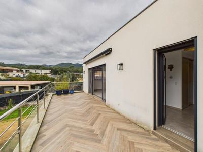 Maison - 133 m² - 5 pièces