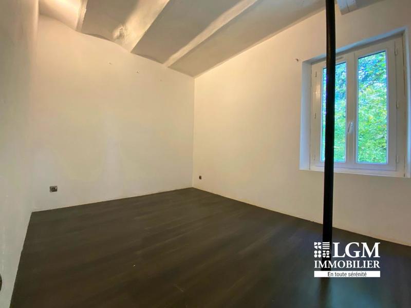 Maison - 328 m² - 5 pièces