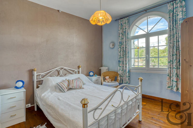 Maison - 165 m² - 7 pièces