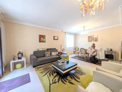 Maison - 143 m² - 6 pièces