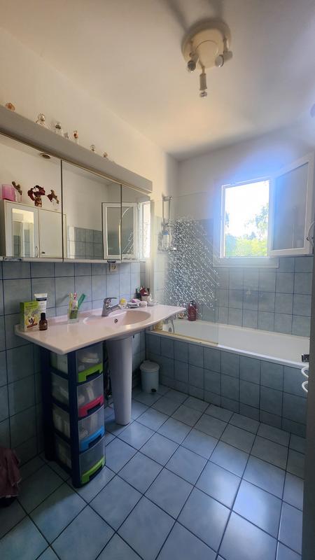 Maison - 98 m² - 5 pièces