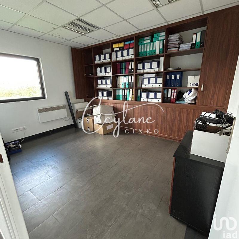 Bureau - 210 m²