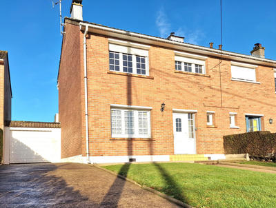 Maison - 84 m² - 4 pièces