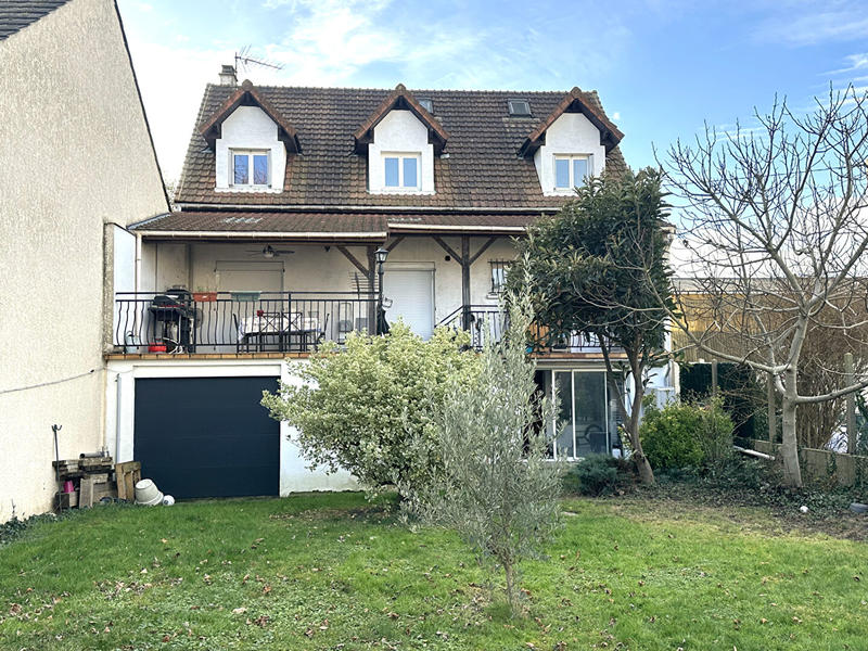 Maison - 139 m² - 7 pièces