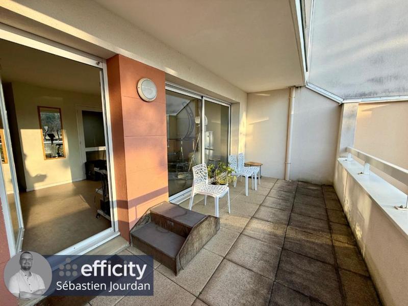 Bureau - 112 m² - 6 pièces