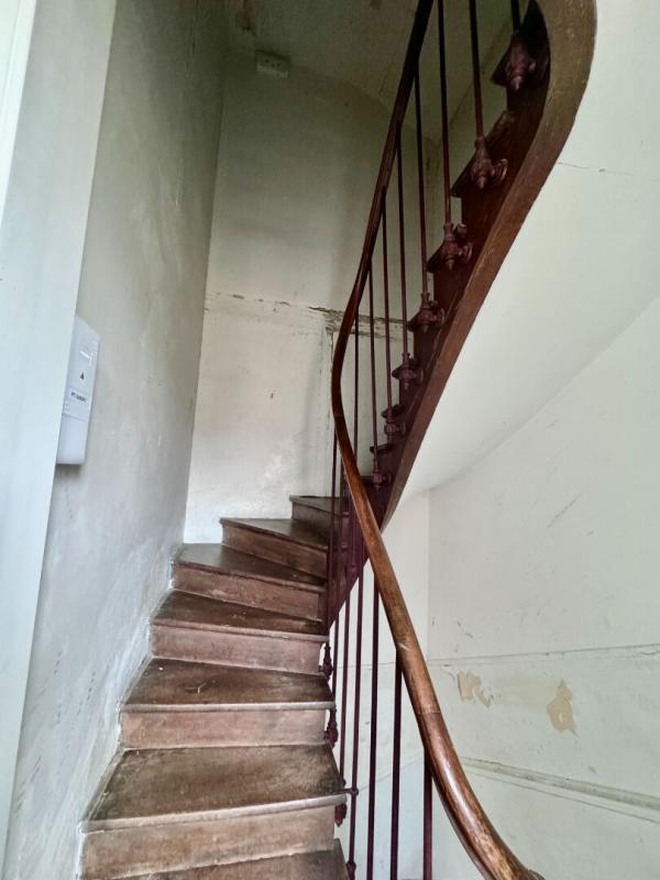 Immeuble - 134 m² - 7 pièces