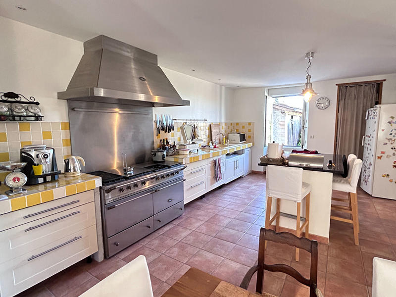 Maison de village - 257 m² - 7 pièces