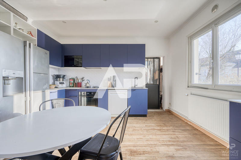 Maison - 165 m² - 7 pièces