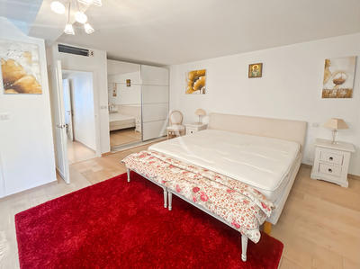 Appartement - 207 m² - 6 pièces