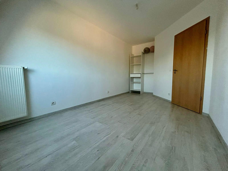 Appartement - 100 m² - 5 pièces
