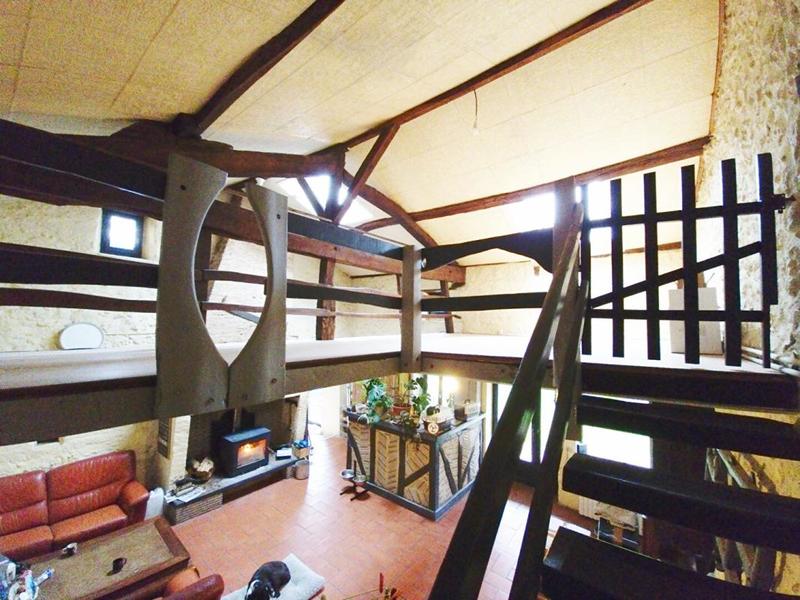 Maison - 176 m² - 7 pièces