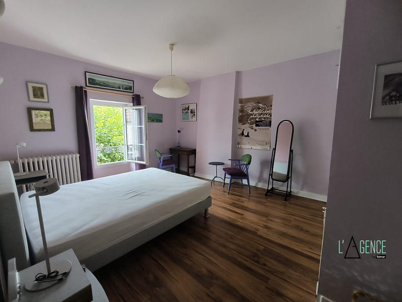 Maison - 225 m² - 5 pièces