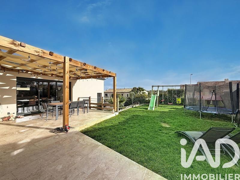 Maison - 102 m² - 4 pièces