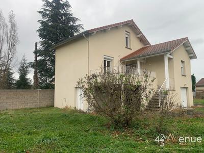 Maison - 100 m² - 5 pièces