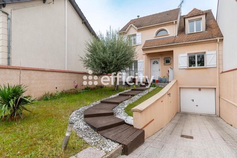 Pavillon - 128 m² - 7 pièces