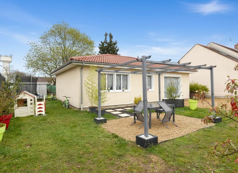 Maison - 82 m² - 5 pièces