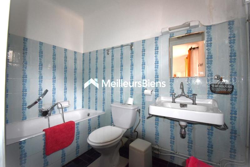 Immeuble - 849 m² - 35 pièces