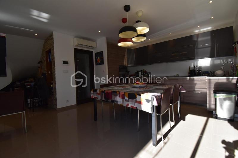 Maison d'architecte - 151 m² - 5 pièces