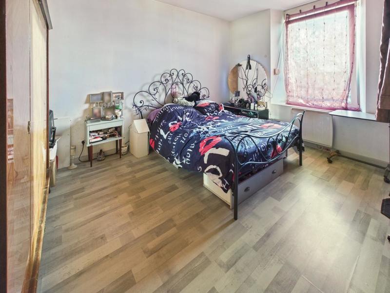 Maison - 186 m² - 7 pièces