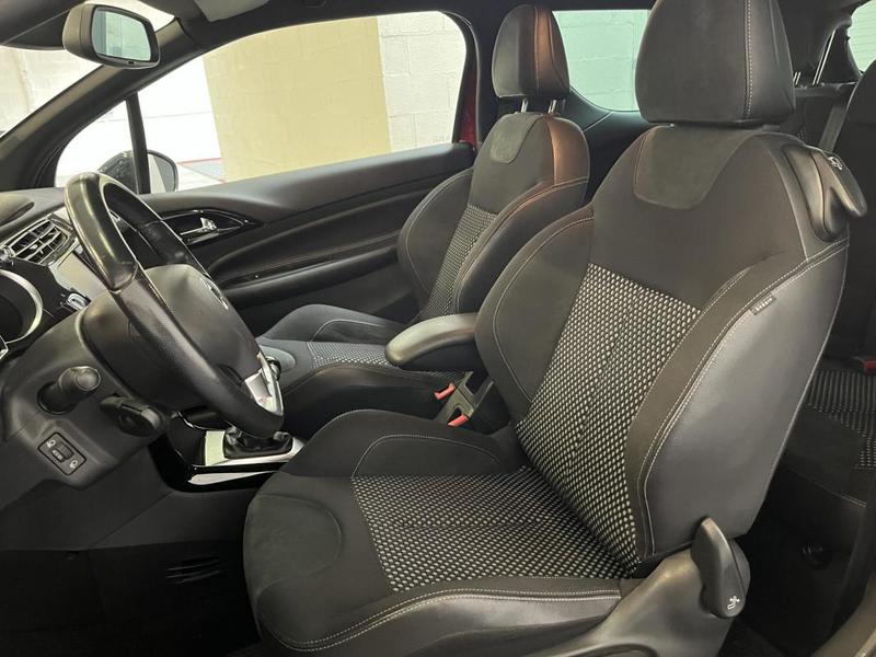 Ds Ds 3 1.6 e-HDi Airdream 112 Ch Sport Chic - Garantie 6 mois