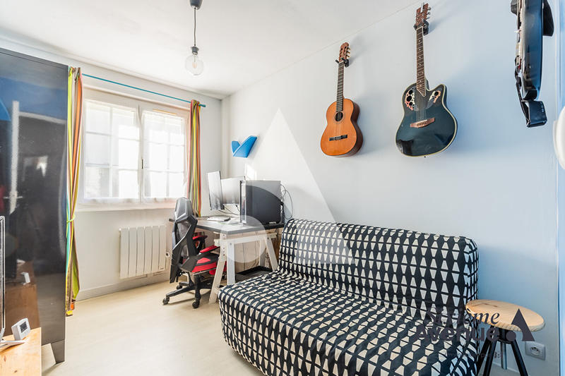 Maison - 121 m² - 6 pièces