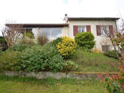 Propriété - 133 m² - 5 pièces