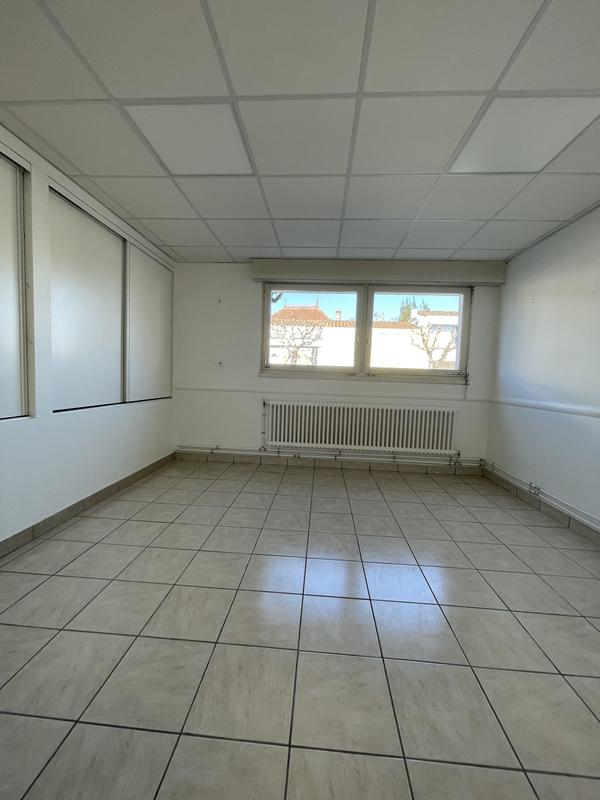 Bureau - 250 m²