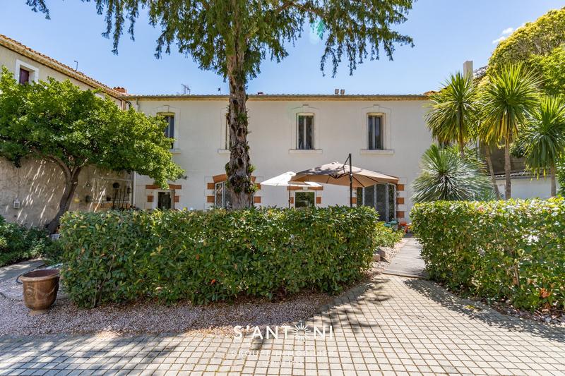 Maison - 196 m² - 5 pièces