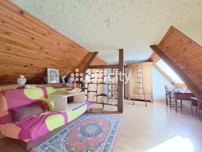 Maison - 182 m² - 6 pièces