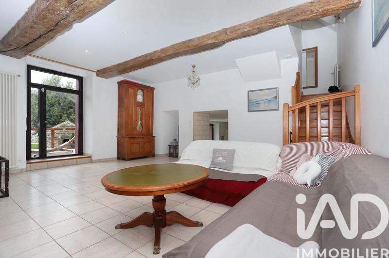 Maison - 237 m² - 8 pièces