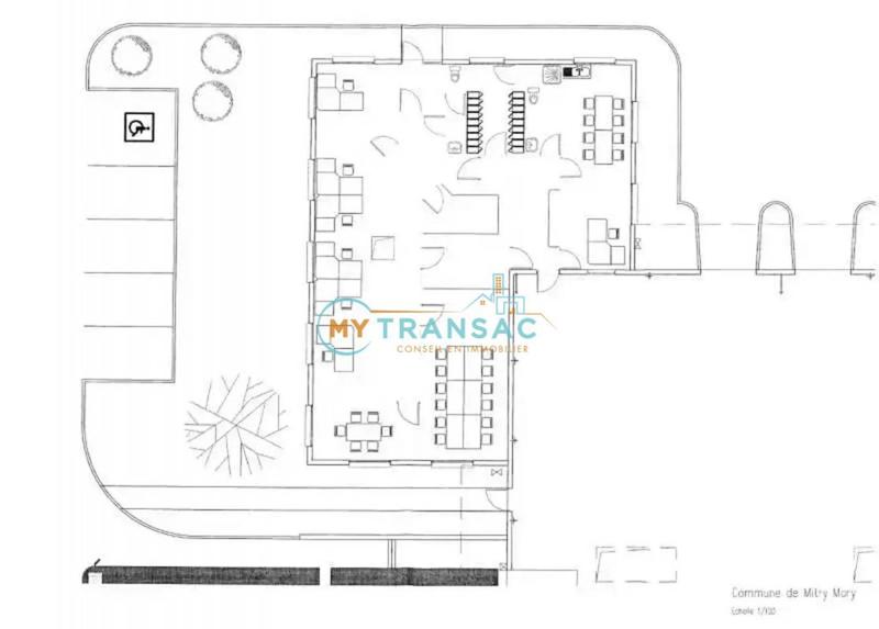 Local d'activité / Entrepôt - 2 800 m²