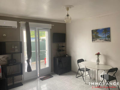 Maison - 273 m² - 11 pièces