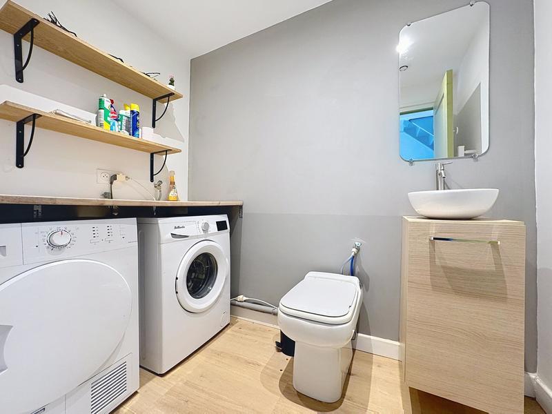 Maison - 121 m² - 7 pièces