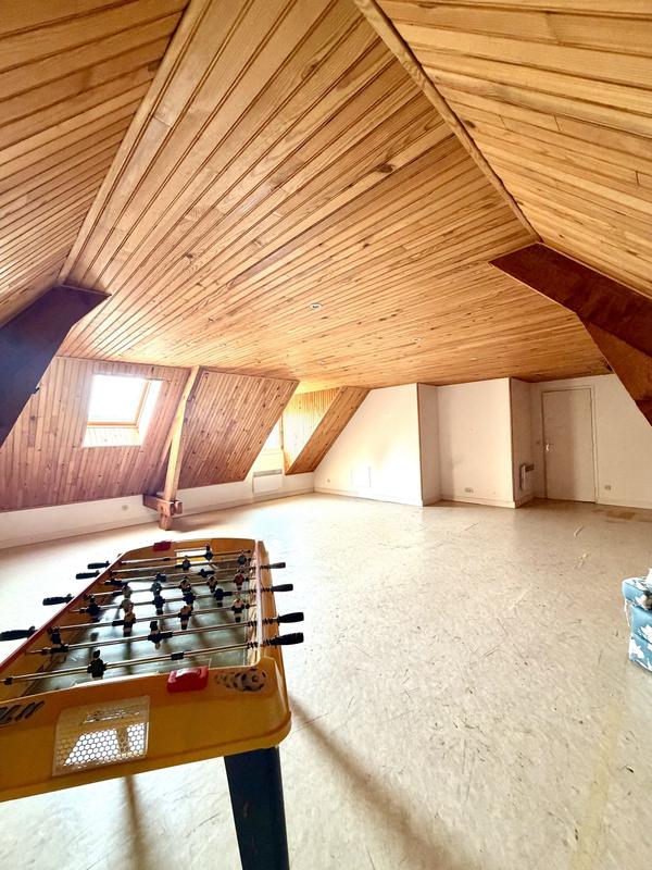 Maison traditionnelle - 155 m² - 7 pièces