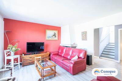 Maison - 110 m² - 5 pièces