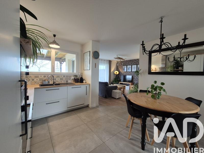 Maison - 80 m² - 4 pièces