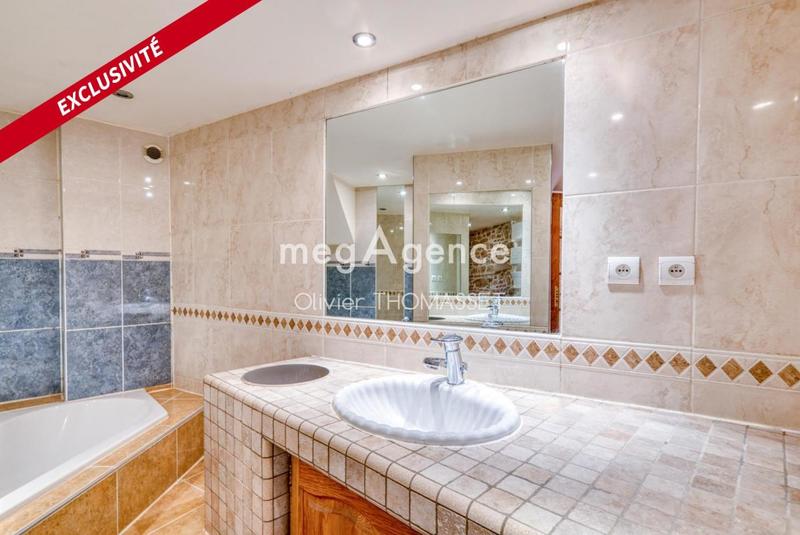 Appartement - 91 m² - 4 pièces