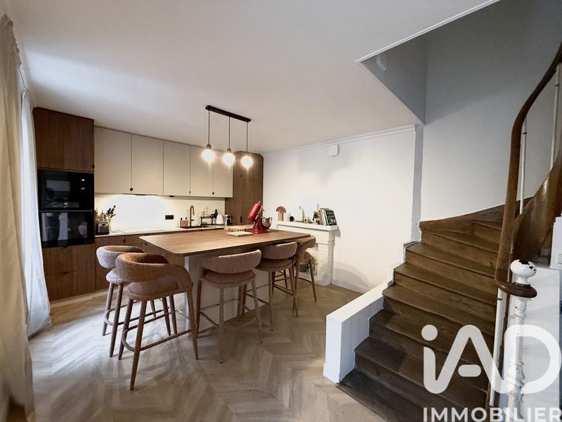 Maison de ville - 104 m² - 6 pièces