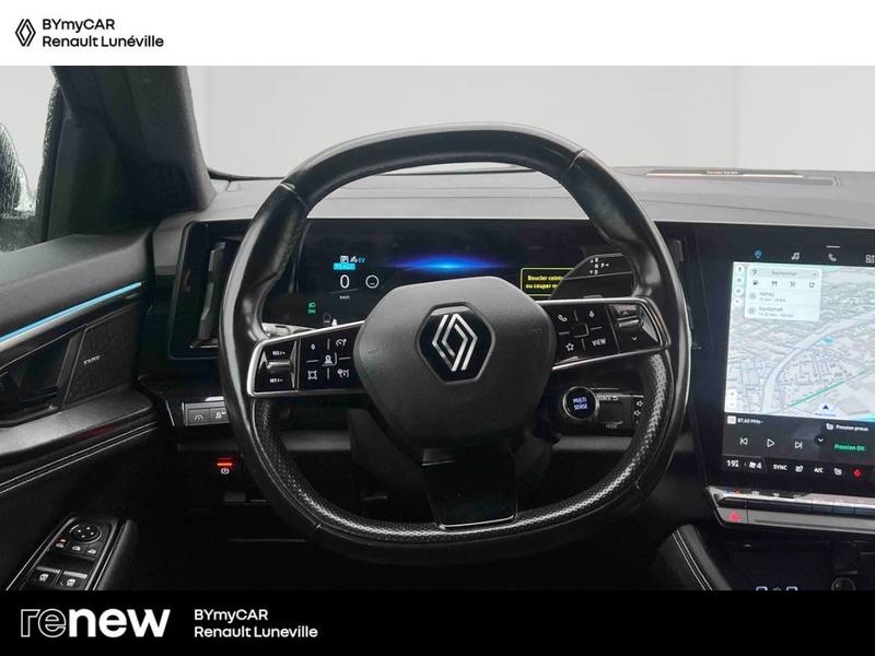 Renault Austral E-Tech hybrid 200 Iconic