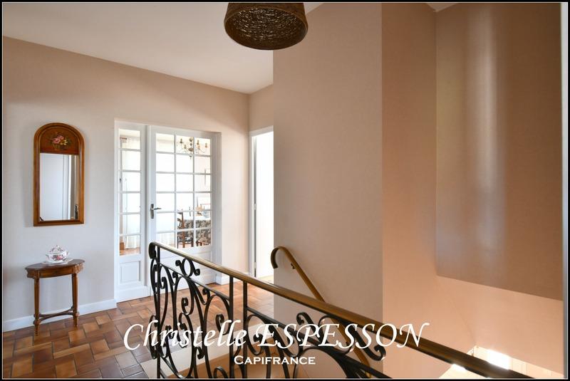 Maison - 94 m² - 5 pièces