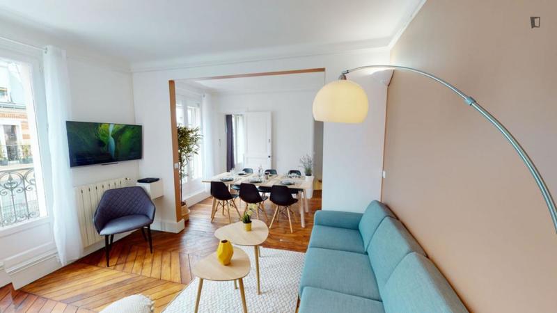 Chambre - 11 m² - 6 pièces