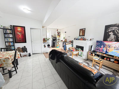 Maison - 64 m² - 3 pièces