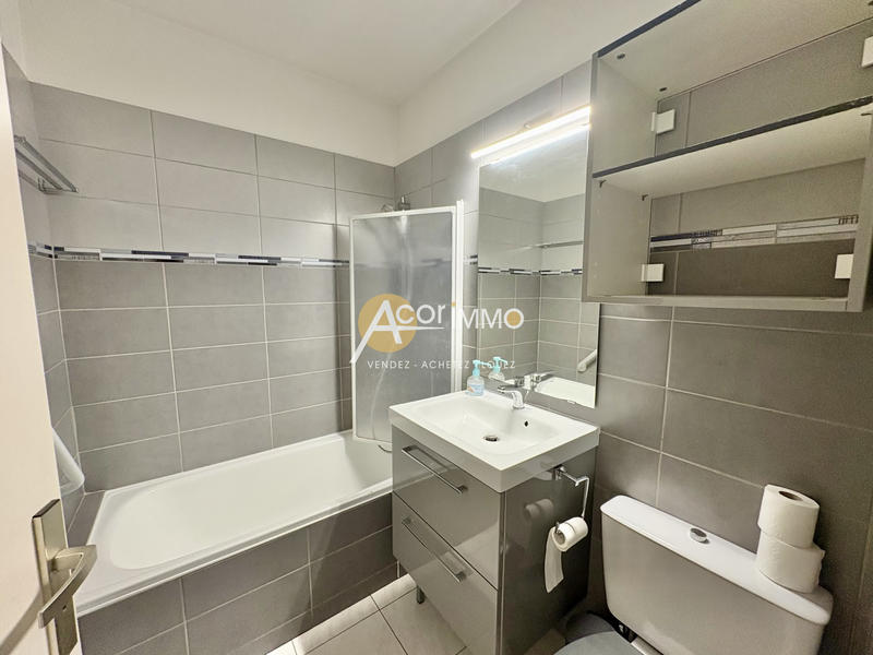 Appartement - 47 m² - 3 pièces